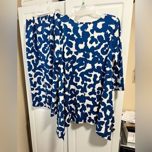 Nuggles blue/white top and Skirt